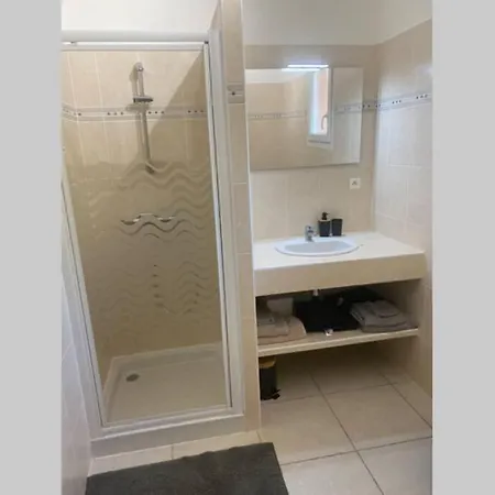 Appartement Joli F3 De 60m2 Avec Balcon Bastelicaccia
